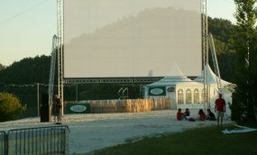 Film op het strand, weiland en andere bijzondere locaties